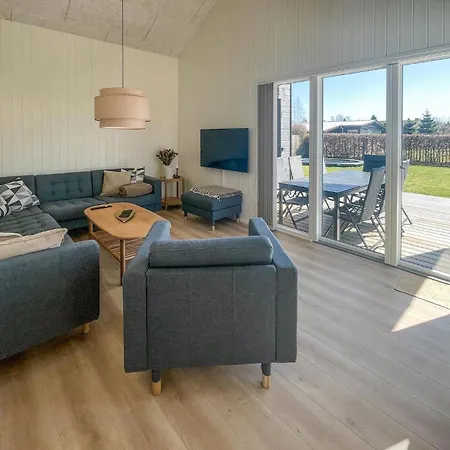 Bella Casa A Væggerløse Con Sauna Bøtø By