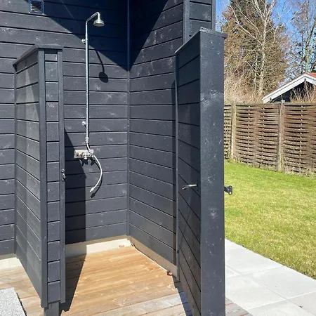 Hébergement de vacances Lovely In Vaeggerlose With Sauna Bøtø By